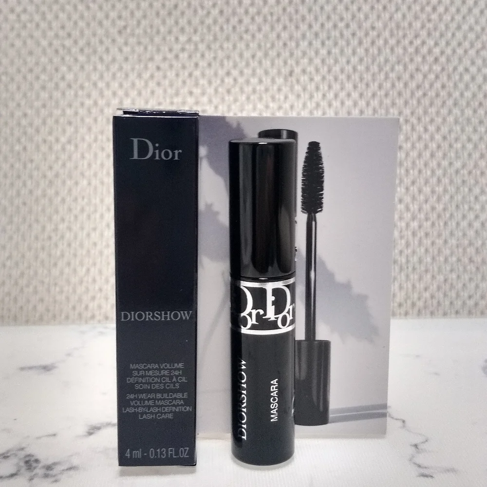 Diorshow 24h Buildable Volume Mascara 090 Black Mini Travel Size .13 oz